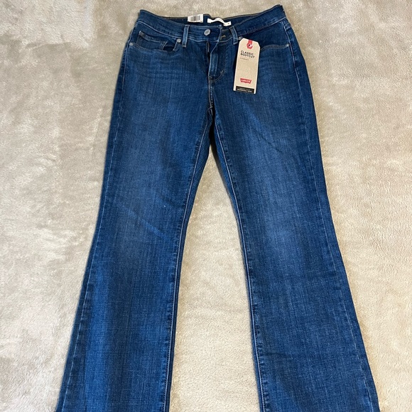 Bootcut Levi’s - Picture 4 of 5